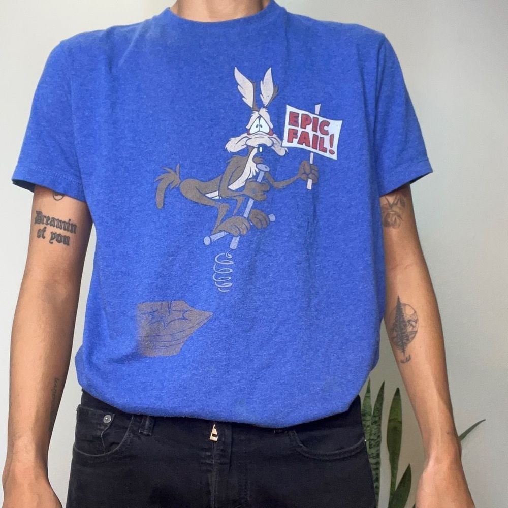 looney tunes “epic fail” wile e coyote vintage unisex t-shirt